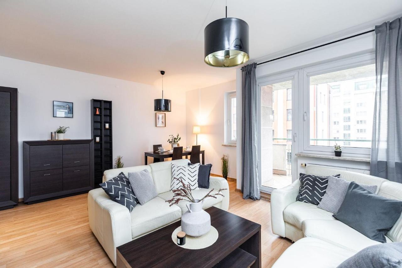 Superapart Zytnia 16 Varşovia Exterior foto